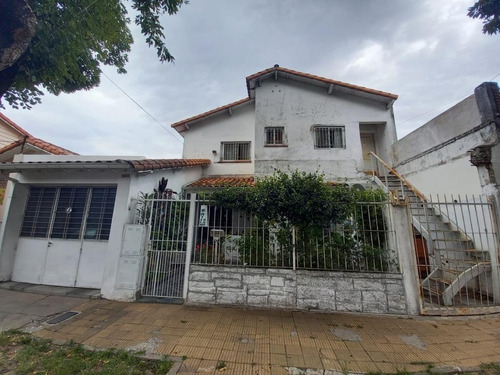 Casa Tipo Multifamiliar En Venta En Carapachay