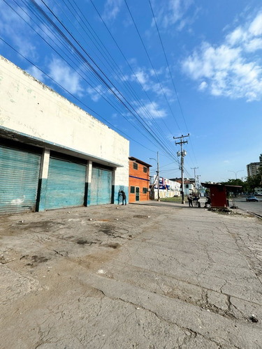 Venta De Galpon Puerto La Cruz Av. Municipal