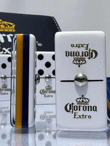 Domino Corona Extra Fondo Azul + Lata Coleccion Corona Cap 1
