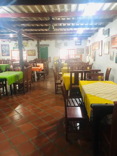 Venta De Restaurante De Comida Típica Colombiana En La Candelaria De Valencia Incluye Casa Comercial Y Fondo De Comercio Del Reconocido Restaurante Jose Felix