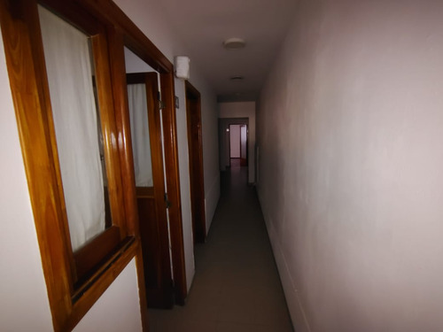 Casa En Alquiler B Centro 4 Privados, 2 Baños