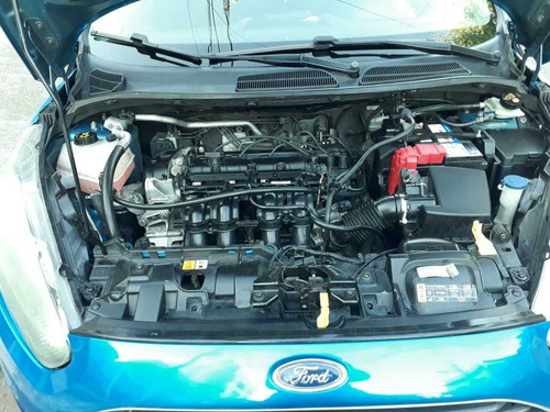 Ford Fiesta Kinetic Design 1.6 Design Sedan 120cv Trend Plus