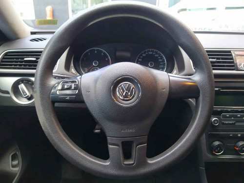 Imagen 14 de 15 de Volkswagen Passat 2015 4p Comfortline L5/2.5 Aut
