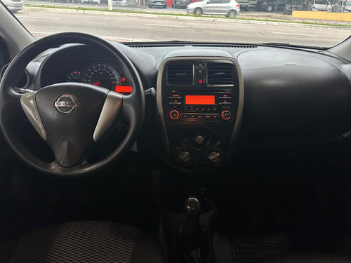 Nissan Versa VERSA 1.0 12V FlexStart 4p Mec.