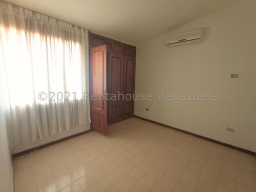 Imagen 10 de 14 de Julio Latouche Vende Casa En Venta En Prebo Valencia 22-10437