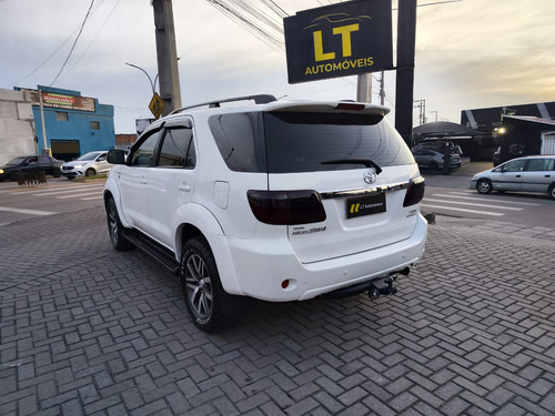 Toyota Hilux SW4 Toyota Hilux SW4 SRV 4x4 3.0 Turbo (aut)