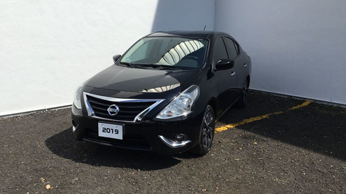Imagen 4 de 15 de Nissan Versa 4 Puertas
