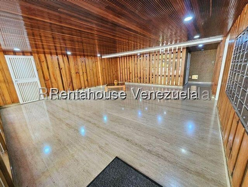 Apartamento Remodelado En Venta En El Cigarral 25-24502 Cs