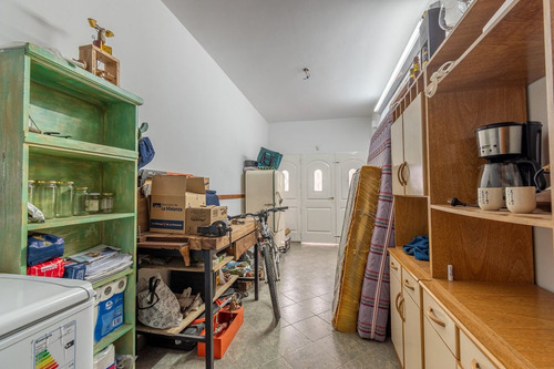 Venta Casa 4 Ambientes Parque Y Cochera Haedo Sur
