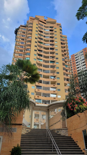 Yeily Colina Vende Apartamento En Valencia  Urb. Las Chimeneas, Res. Las Chimeneas Edo. Carabobo