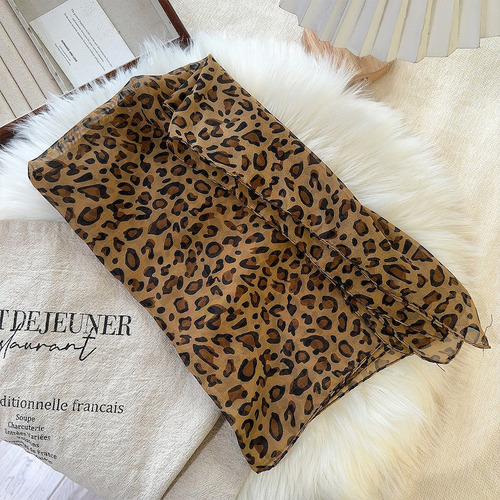/ Pañuelo A La Moda Retro Con Estampado De Leopardo,