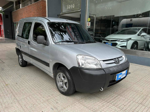 Imagen 6 de 11 de Peugeot Partner 2019 1.6 Furgon Confort 5as