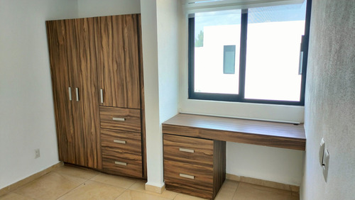 Casa En Renta En Zibata Queretaro