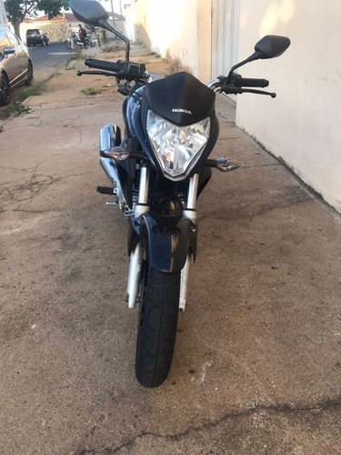 Imagem 3 de 6 de Moto Honda Cb 300 2012 Muito Conservada