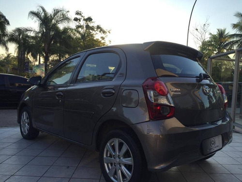 Imagem 9 de 15 de Toyota Etios 1.5 X Plus 16v Flex 4p Manual