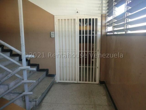 Imagen 14 de 18 de Guarenas Los Naranjos Venta De Galpon 22-1184