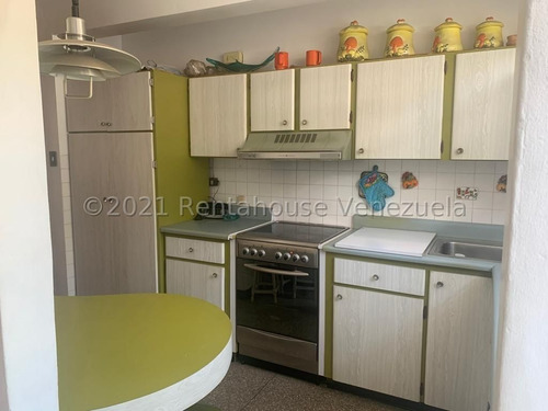 Imagen 2 de 17 de Casa En Venta Mls #22-12950 - Laura Colarusso