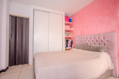 Venta Monoambiente Con Subdivisión. Caseros Centro