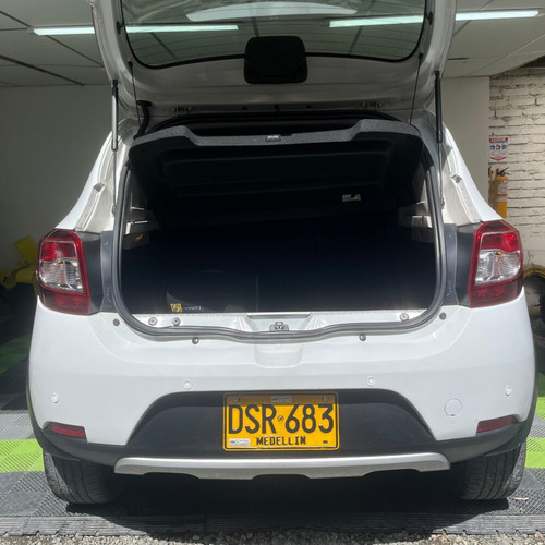 Renault Stepway Zen Mt 1.6cc 2018