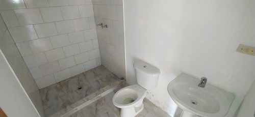 Imagen 9 de 13 de Re/max 2mil Vende Amplia Y Cómoda Casa En La Asunción - Isla De Margarita