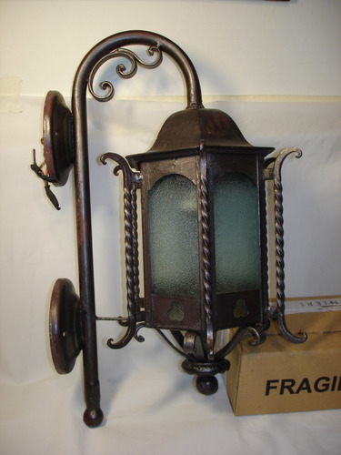 Farol De Pared Español C/mensula Hierro Esmaltado Graf/negro