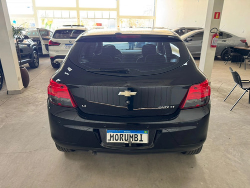 Chevrolet Onix 1.4 MPFI LT 8V FLEX 4P MANUAL