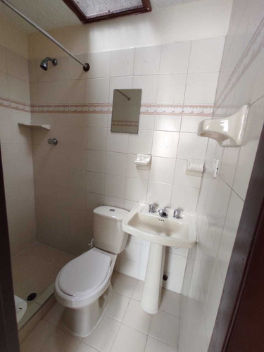 Imagen 14 de 17 de Apartamento En Arriendo En Cali Nueva Tequendama