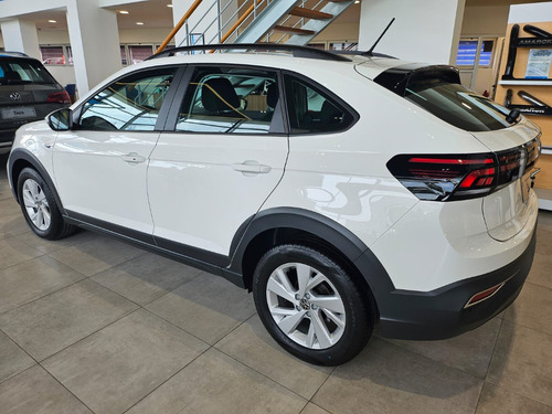 Volkswagen Nivus Comfortline 200 tsi at