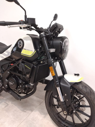 Imagen 13 de 24 de Benelli Leoncino 250 Abs