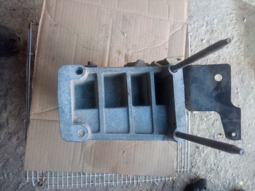 Base Del Compresor, Bomba De Dirrecion Ford Explorer Xlt 98. (Usado)