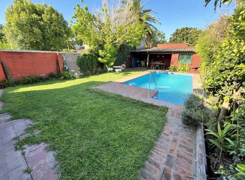 Casa En Venta En Bella Vista 4 Ambientes Pileta