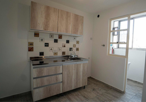 Imagen 4 de 9 de Departamento De 3 Ambientes En Almagro.