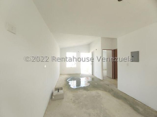 Imagen 9 de 30 de Casas En Venta En Terrazas De La Ensenada Barquisimeto , Lara Codigo :: 23- 2144 . -- ---0414-5446337|