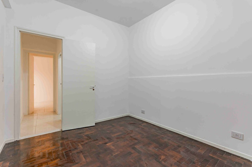 Imagen 7 de 18 de Venta Depto Pasillo Dos Dormitorios Patio