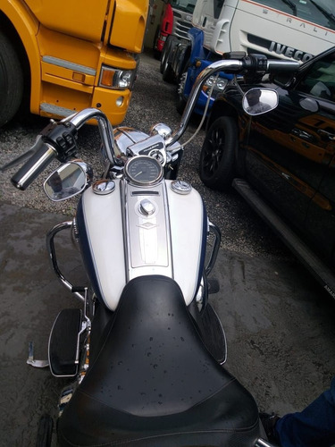 Imagem 6 de 10 de Harley-davidson Road King Classic 2015