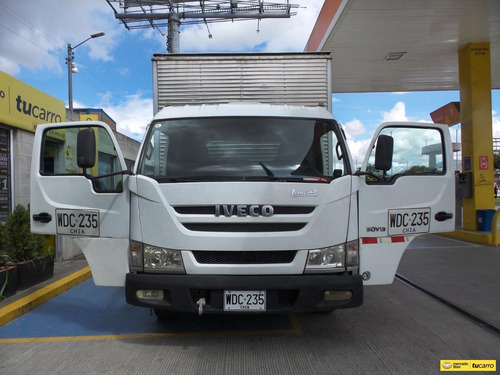 Imagen 12 de 25 de Power Daily 50y13 Camion Furgon