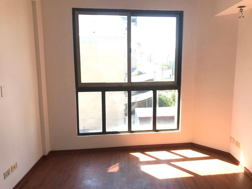 Imagen 8 de 12 de Departamento Venta Lanús Oeste 3 Ambientes Con Cochera