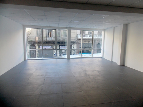 Imagen 2 de 9 de Venta De Oficina En Ciudad Vieja