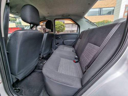 Renault Logan Familier