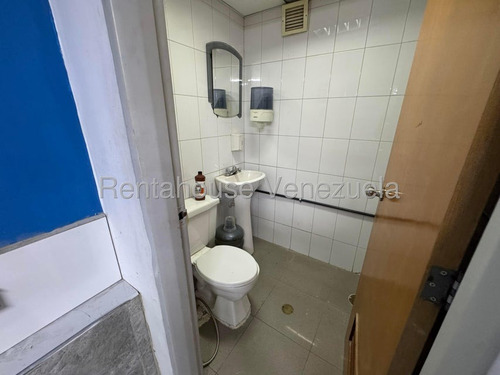 Local Comercial En Alquiler Colinas De Bello Monte Mls #25-18406