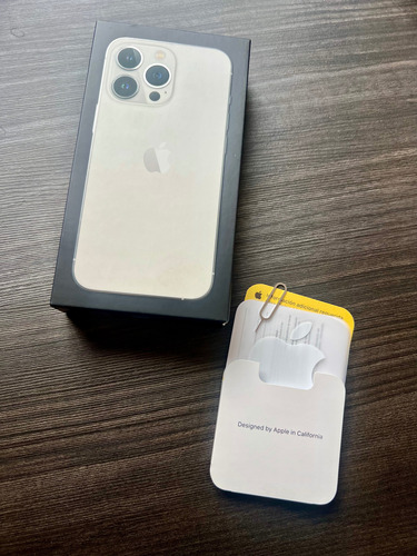 Caja De iPhone 13 Pro Silver 256gb Completo (Usado)