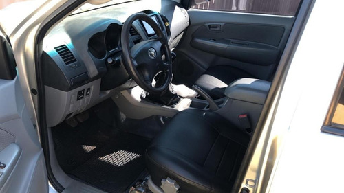Toyota Hilux 4x4 Mec