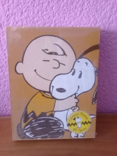 Libro Celebrating Peanuts 60 Years - Charlie Brown/ Snoopy