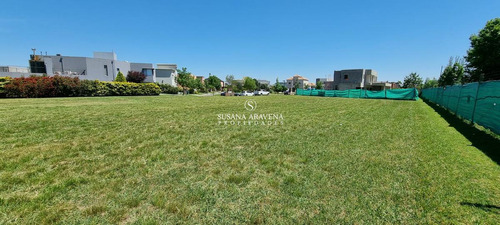 Lote En Venta En Ayres Plaza