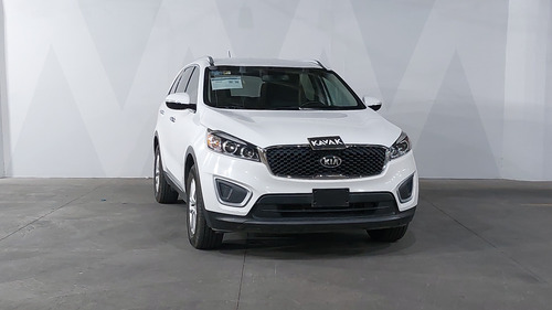 Kia Sorento 2.4 Lx At