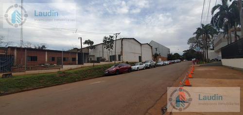 Imagen 2 de 18 de Se Vende Importante Propiedad Con Amplio Depósito - Posadas