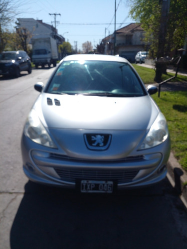 Peugeot 207 1.4 Sedan Xs