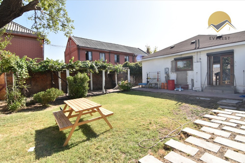 Se Arrienda Casa 4d 1b Con Amplio Terreno, Macul