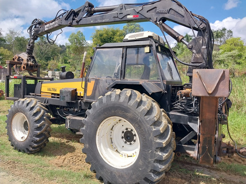 Trator Valtra Bh 180 Com Muck Florestral E Baldeadeira