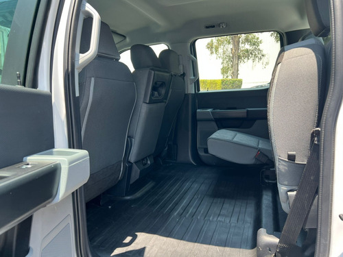 Ford F-150 3.3 XL Doble Cabina V6 4X2 At